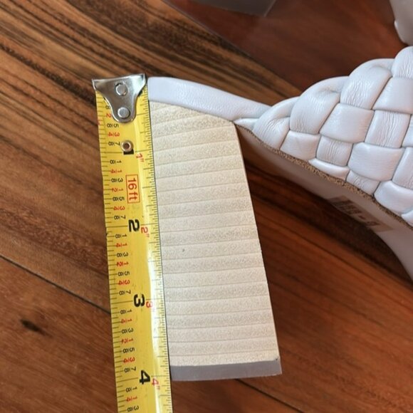 NWOT Steve Madden sandals - Picture 8 of 10